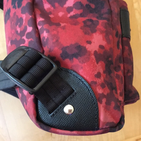 Longchamp Le Pliage Neo Small Nylon Backpack - Picture 10 of 16